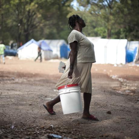 Cholera Kit Distribution - Foyer Monfort, Mariani.